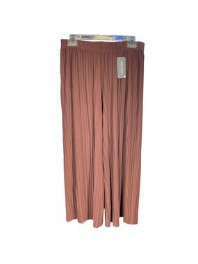 Anna Morgan Pleated Capris